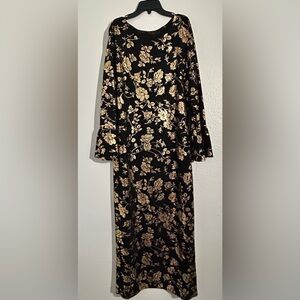 Elegant Black and Gold Floral Maxi Dress